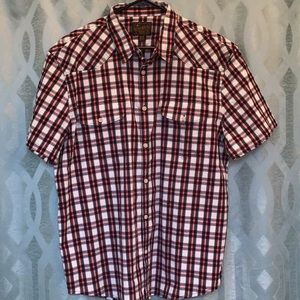 Lucky Brand mens short sleeve button up shirt. Some stretch. 24 inches armpit